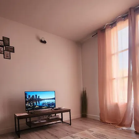 Gare Rose Apartment Paris